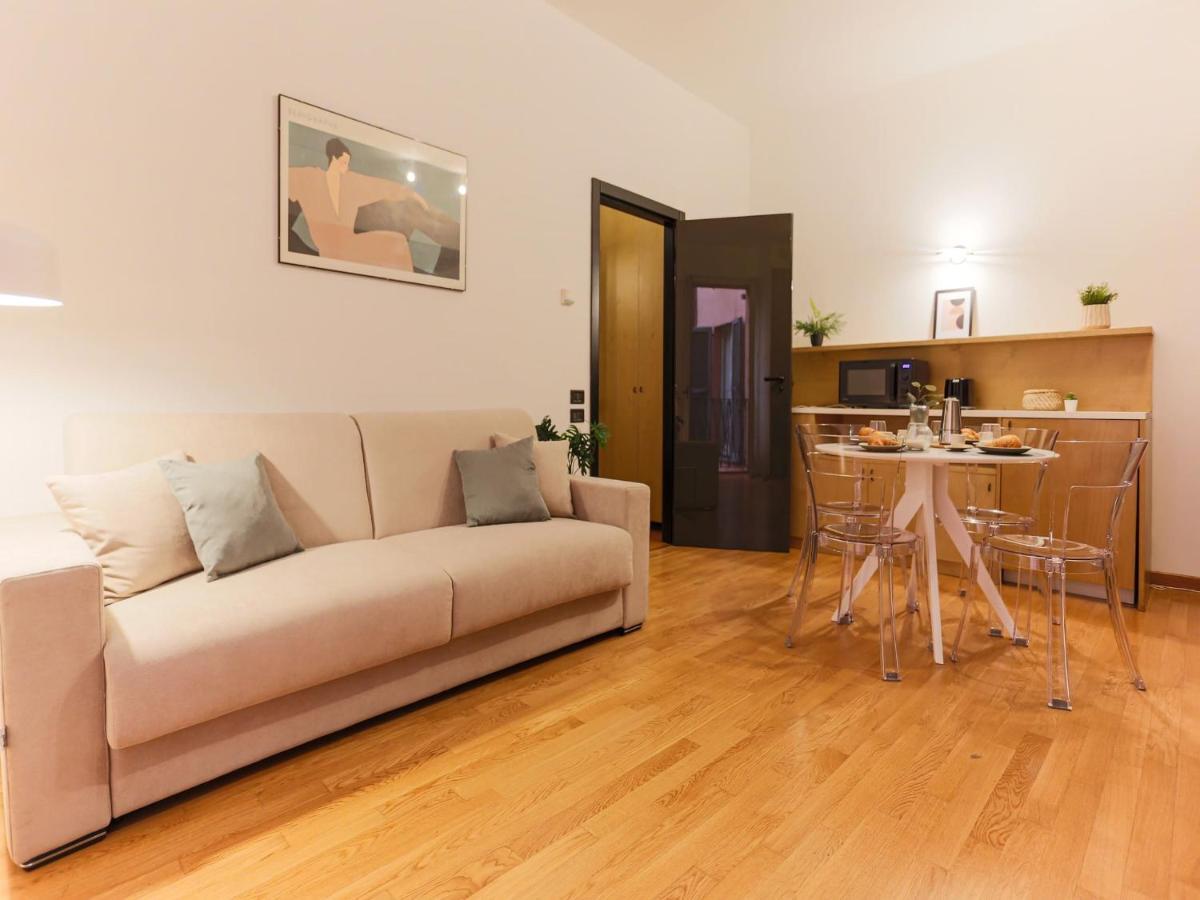 The Best Rent - Modern Apartment In The Center Mediolan Zewnętrze zdjęcie